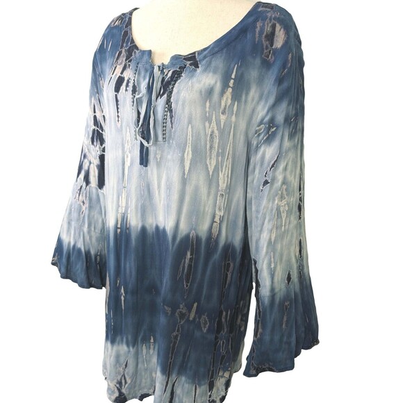 CB Established 1962 Women's 1X Blue Tie Dyed Rayon Pullover Tunic Top - Picture 2 of 7